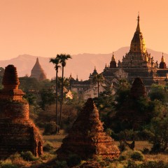 バガン遺跡　世界三大仏教遺跡のひとつと称されている。