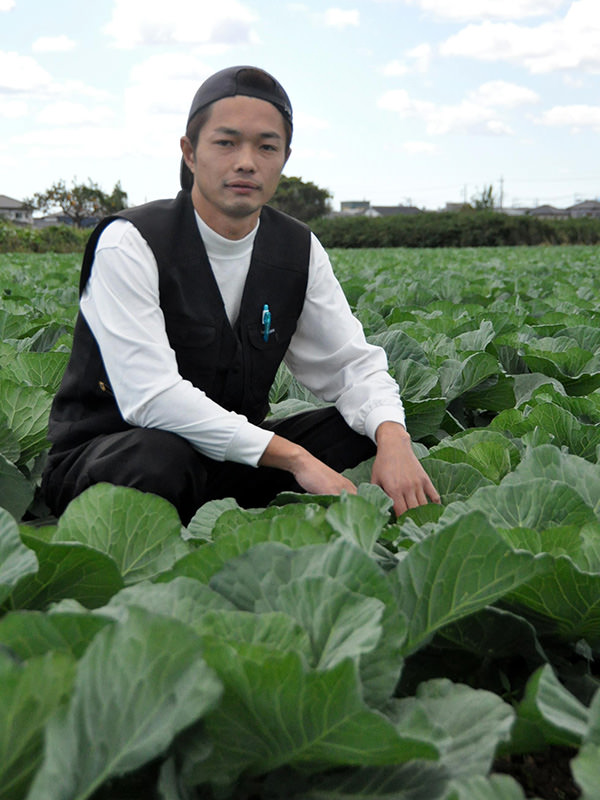 加工用キャベツなどに取り組む奥谷さん