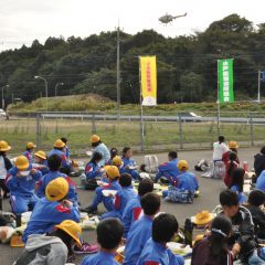 ラジコンヘリのデモンストレーション